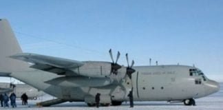 Hércules C 130 de la Fuerza Aérea chilena como el que desapareció este lune