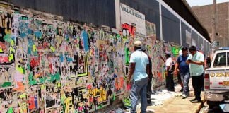 Afiches publicitarios sin autorización