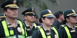 Policías peruanos / Foto: Andina