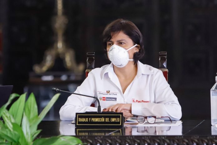 Ministra de Trabajo y Promoción del Empleo, Sylvia Cáceres