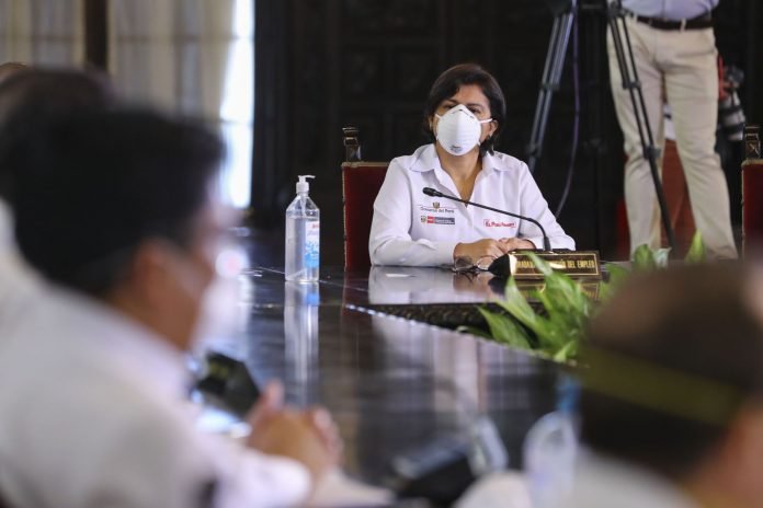 Sylvia Cáceres, ministra de Trabajo