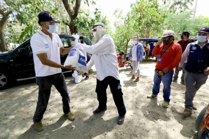 Coronavirus: entregan víveres a familias de Piura