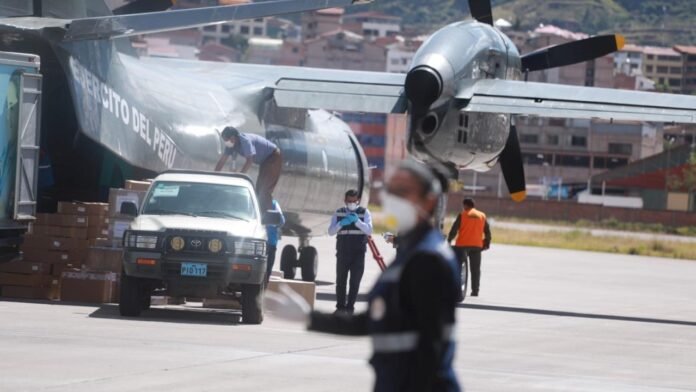 Participó el viceministro de Prestaciones Víctor Bocangel y Pilar Mazzetti, jefa del Comando Covid-19