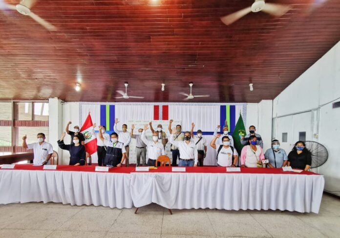 Ministros de Cultura y de Salud, Alejandro Neyra y Víctor Zamora, respectivamente, y el gobierno regional suscribieron compromiso con representantes de pueblos indígenas de Loreto.