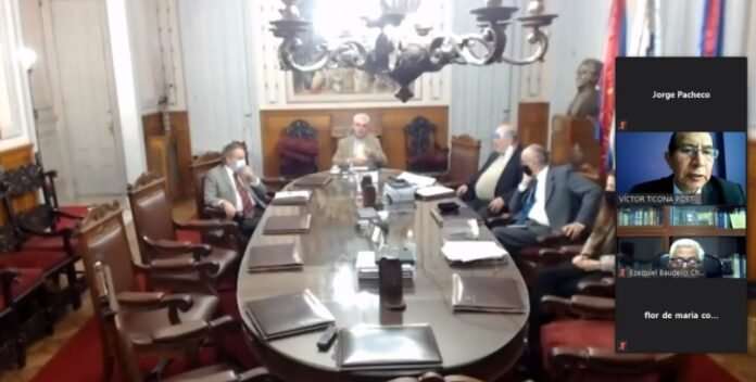 Doctor Víctor Ticona señaló que se han adoptado medidas como la virtualización de la mesa de partes, audiencias y sesiones del Pleno