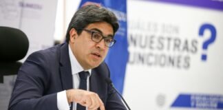 Martín Benavides - Ministro de Educación