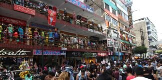 Campaña navideña en Gamarra / Foto: Andina