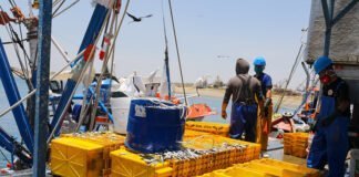 En dialogo con maricultores ofreció apoyo de Produce para trabajar un CITE acuícola en la bahía.