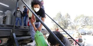 Recarga de oxígeno gratuito en Puente Piedra.