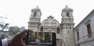 Reapertura de iglesias en Perú