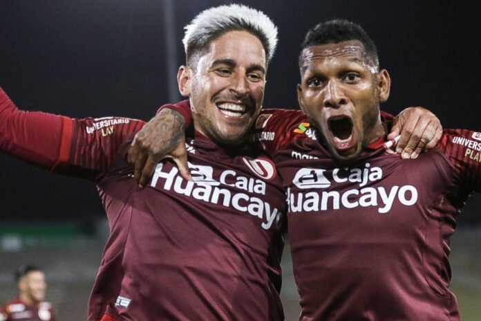 Universitario vs. UTC