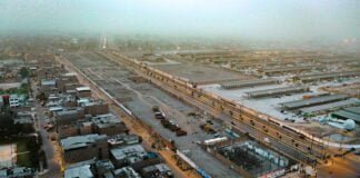 Mercado temporal Tierra Prometida en Santa Anita