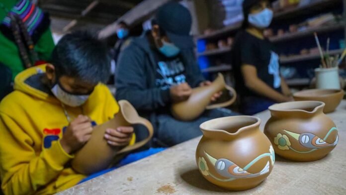 Artesanos de Huancavelica.