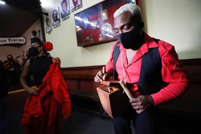 Día de la Canción Criolla.