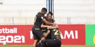 Universitario vs. Binacional