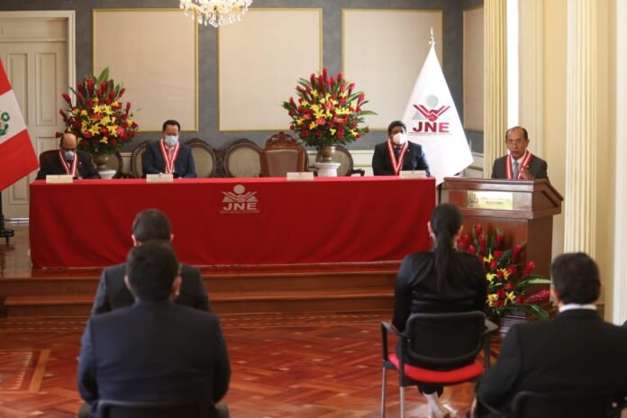 Ceremonia de cierre de gestión de Víctor Ticona