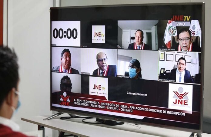 Audiencia pública del JNE. Audiencia pública del JNE.