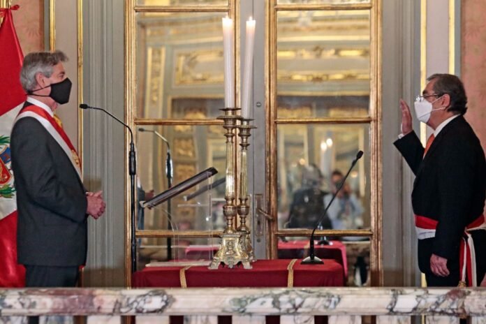 Juramentación de Óscar Ugarte