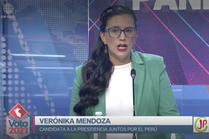 Verónika Mendoza
