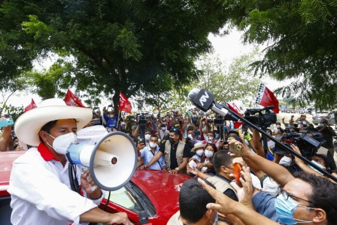 Pedro Castillo en campaña / Foto: Andina Pedro Castillo en campaña / Foto: Andina
