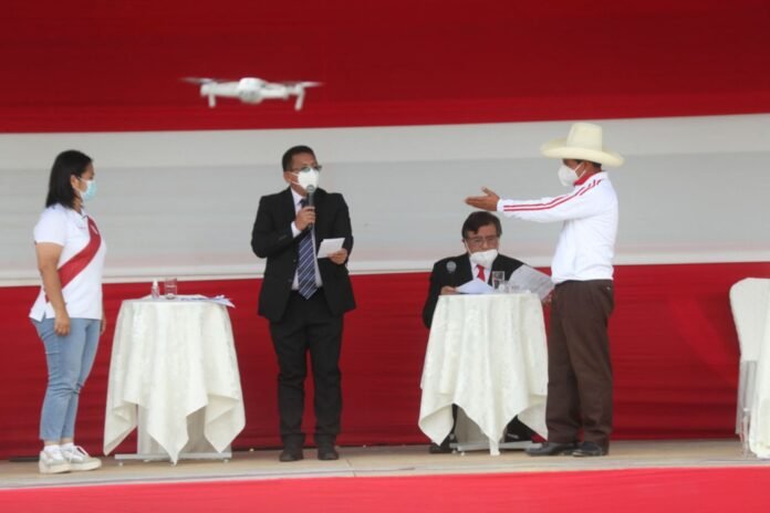 Debate presidencial entre Pedro Castillo y Keiko Fujimori / Foto: Andina Debate presidencial entre Pedro Castillo y Keiko Fujimori / Foto: Andina