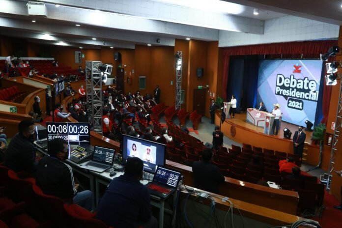 Debate final entre Pedro Castillo y Keiko Fujimori