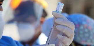 Tercera dosis / COVID-19