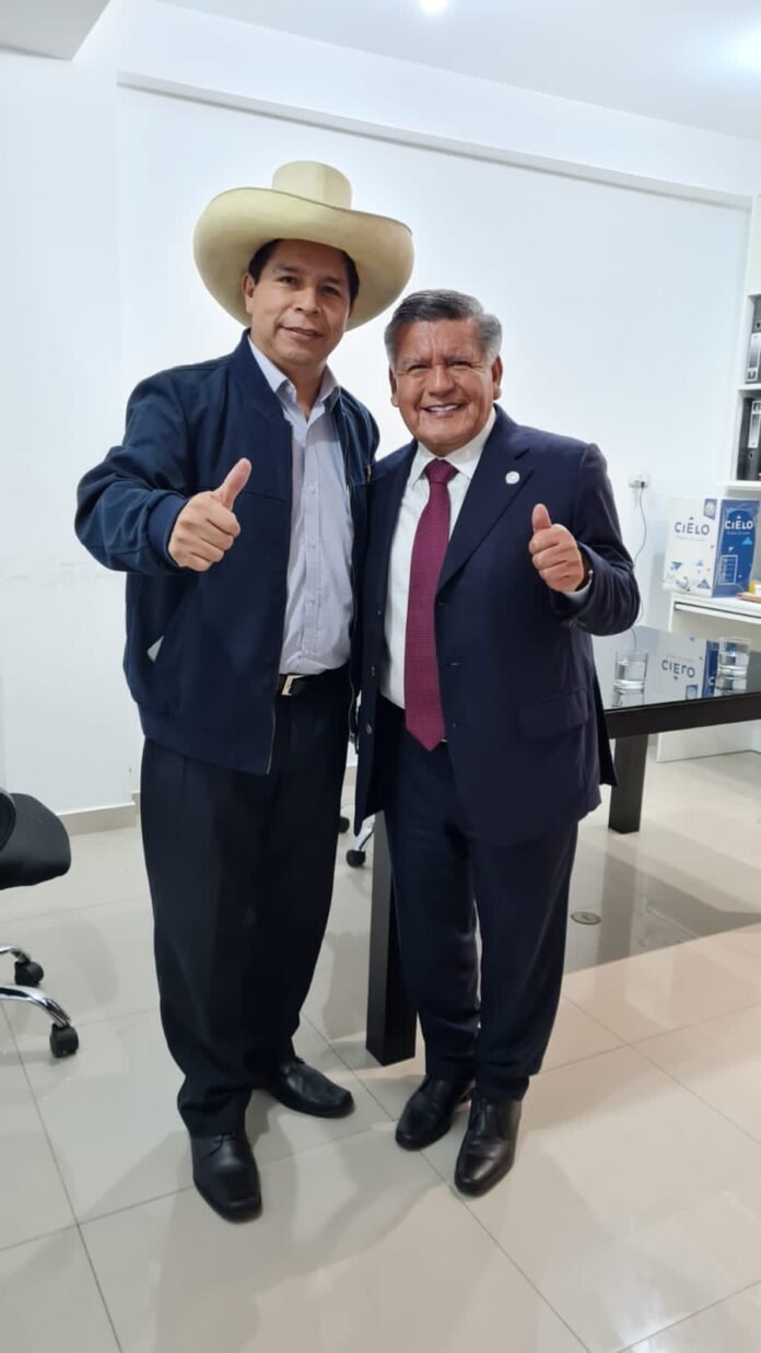 Pedro Castillo y César Acuña Pedro Castillo y César Acuña