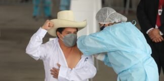 Pedro Castillo - Vacuna