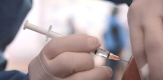 Vacunación contra el COVID-19 en Perú