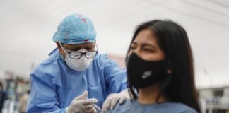 Vacunación de adolescentes de 15, 16 y 17