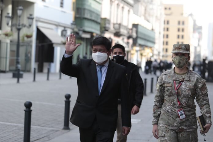 Walter Ayala / Foto: Renato Pajuelo (Andina)