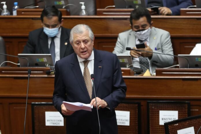 Ministro de Relaciones Exteriores, Óscar Maúrtua / Foto: Andina Ministro de Relaciones Exteriores, Óscar Maúrtua / Foto: Andina