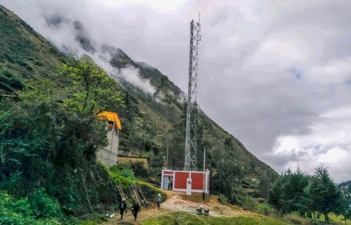 Como parte de las pruebas previas a la puesta en marcha, se verificó el correcto acceso a Internet e Intranet de 76 colegios, 54 postas médicas y cuatro comisarías
