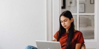 El Hogar Inteligente es parte del Internet de las Cosas (IoT), una infraestructura tecnológica donde la ciberseguridad juega un papel predominante para la privacidad, seguridad e integridad de la información.