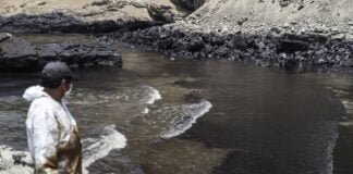 Derrame de petróleo en ventanilla