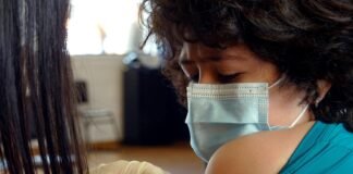 Vacunación en Perú.