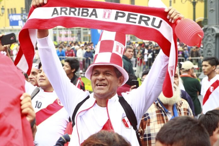 Hinchas de la selección peruana