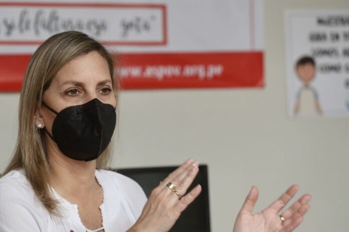 María del Carmen Alva