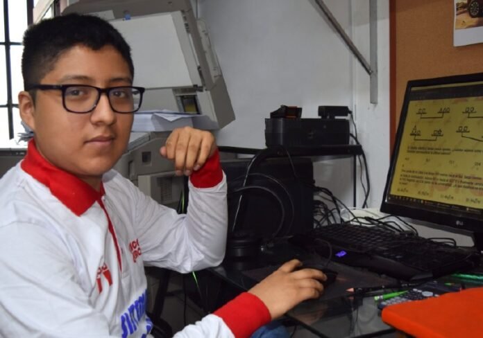 Rodrigo Flores Chávez