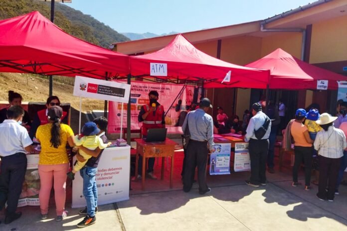 Caravana de Atención Multisectorial que el Programa Nacional PAIS