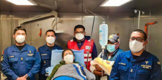 Puno: bebé que nació en la PIAS crece fuerte y sano en la isla Amantaní 