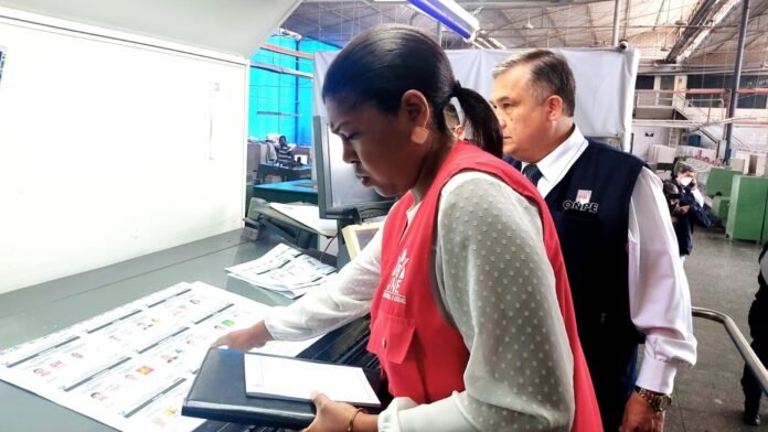 JNE fiscalizó inicio de impresión de cédulas para la segunda vuelta regional
