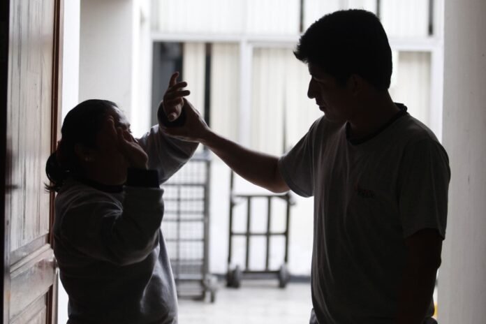 violencia contra la mujer (1) Conoce cómo reconocer y enfrentar a un potencial agresor