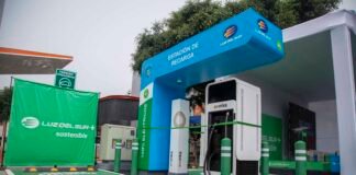 estación de carga rápida para autos eléctricos
