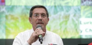 ministro de Defensa, Jorge Chávez Cresta