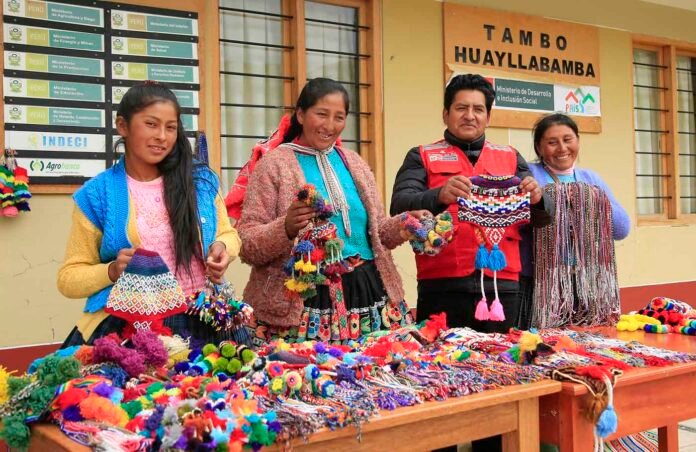 Artesanas tejedoras Cusco