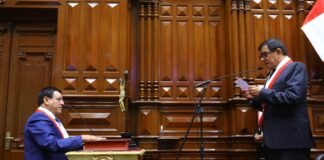 Juramentación de Alejandro Soto como presidente del Congreso.