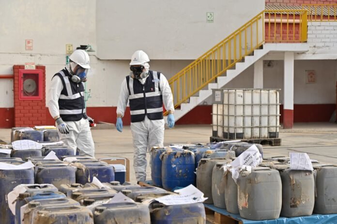 Incautación de droga en Perú (1)