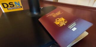 Pasaporte peruano.